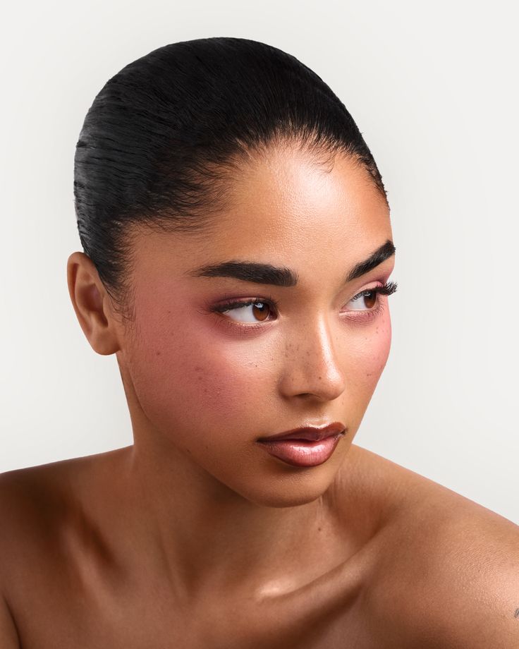 Lift and Sculpt Your Cheeks: A Technique Guide for Every Face Shape