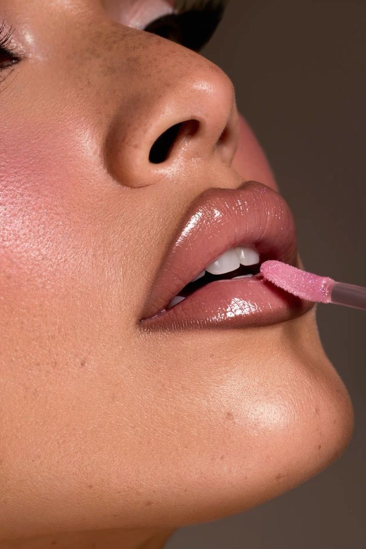 Make Your Lip Colour Last This Summer